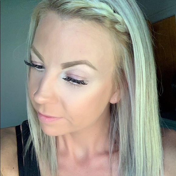 Meet your Posher, Angela - Picture 1 of 1